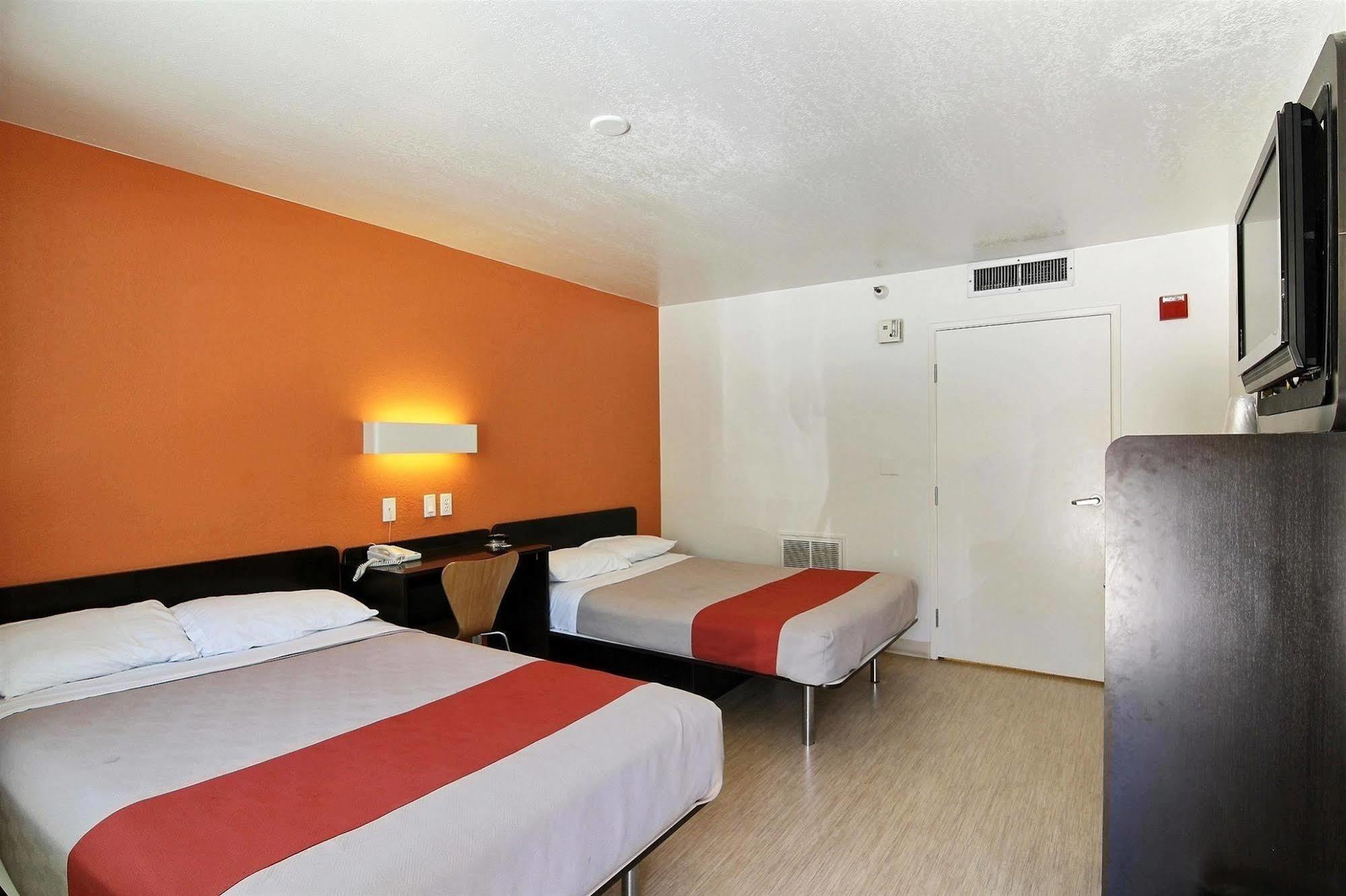 Motel 6-Carpinteria, CA - Santa Barbara - South Bagian luar foto